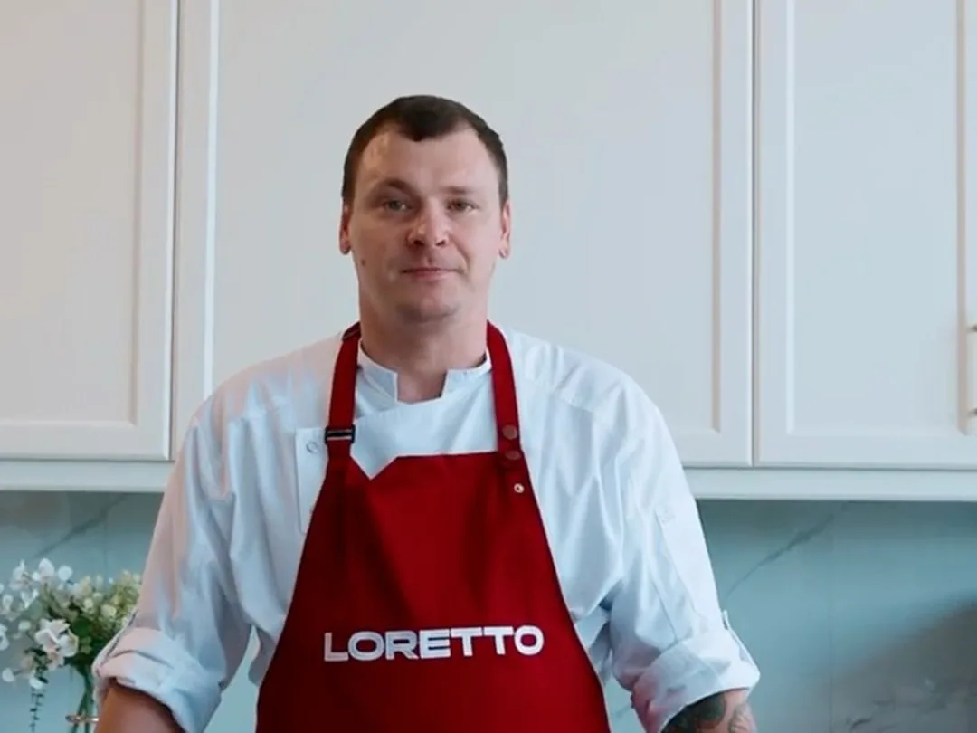 Loretto mətbəxində qastronomik sənət: Maroon by Novikov aşpazı meze hazırlayır